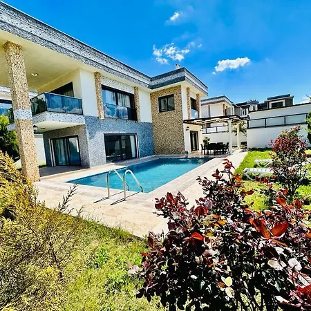 Ege Murat Villalari Villa *