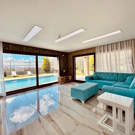 Ege Murat Villalari Villa *